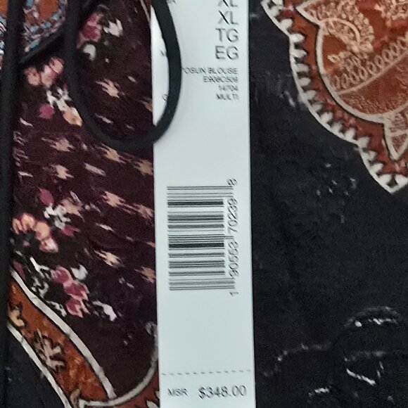 Top - Picture 2 of 4